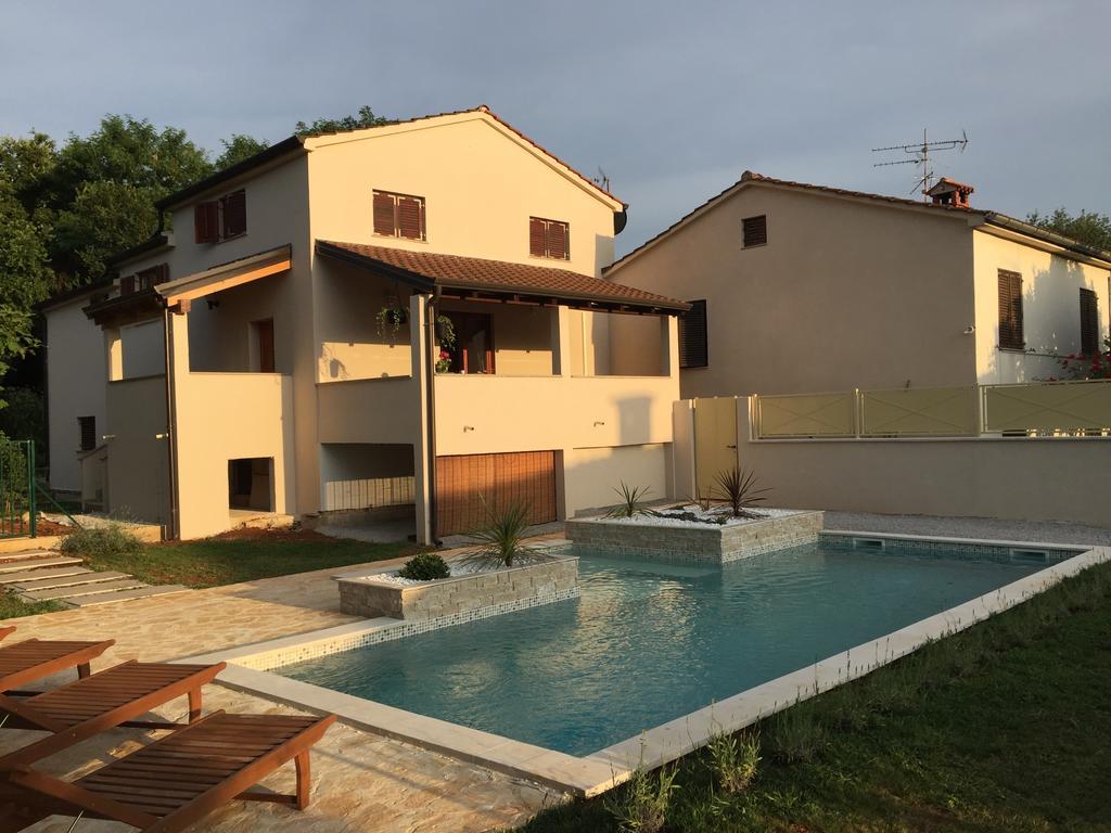 Holiday Home Maver Forty โปเรช ภายนอก รูปภาพ