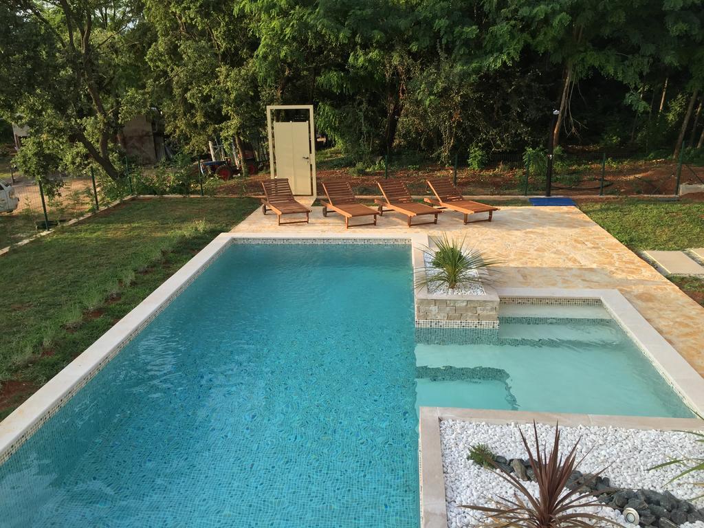 Holiday Home Maver Forty โปเรช ภายนอก รูปภาพ